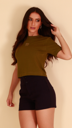 BLUSA SEMI CROPPED COM BORDADO